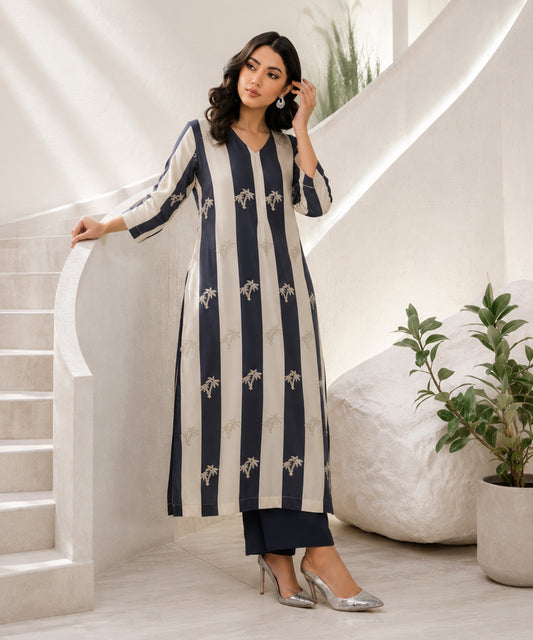 Formé – Ivory & Navy Silver Palm Cotton Silk Set